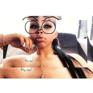 Meet your Posher, Bonita